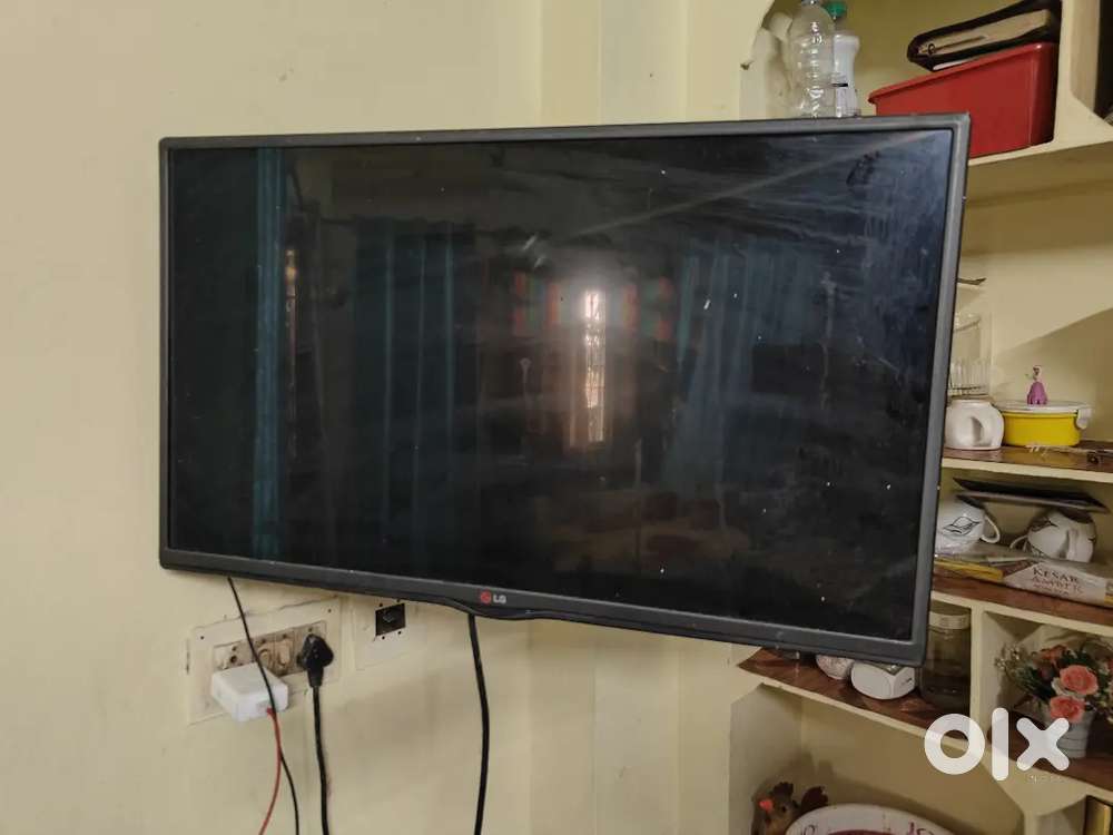 Lg 32 Tv with Amzon firestick