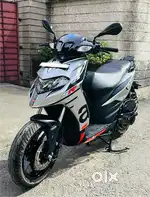 5 months old Aprilia SR 125
