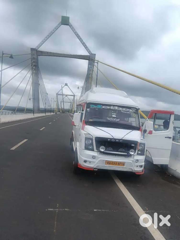Force Motors traveller 12+1
 Cruiser 2011 Diesel 800000 Km Driven
