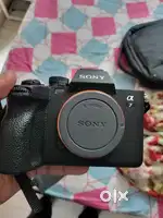 Sony A74 mirrorless camera