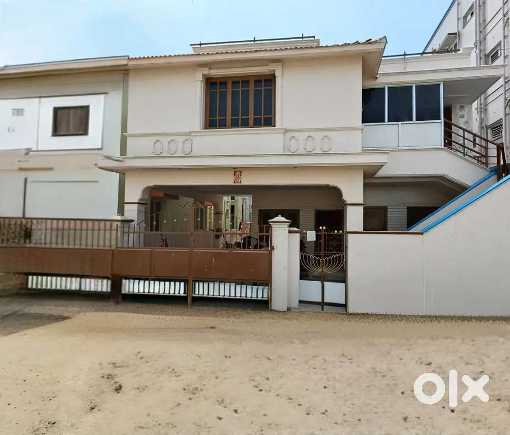 1BHK For Small Family