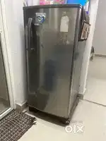 Lg 180 ltr fridge 3 star 8 year old