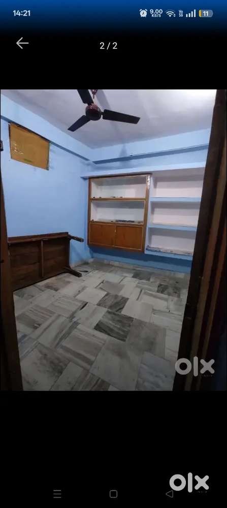 Room available for single girl and double girl
