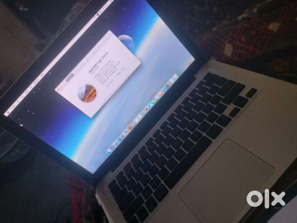 Mac book pro 6gb ram 1tb storage