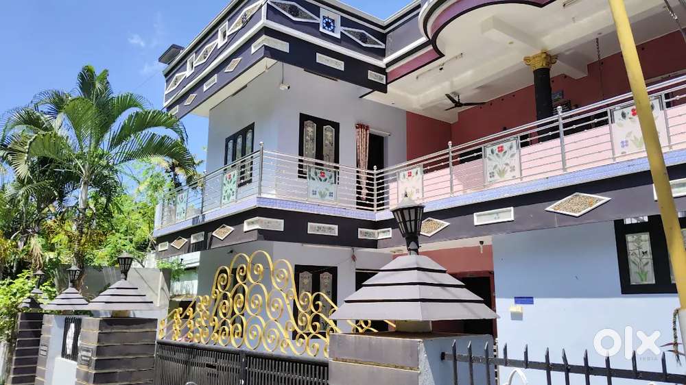 2BHK House   Periyapalli Road  2 km from Thingal Nagar
