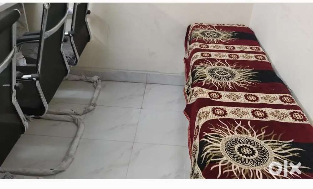 Female assistant for news chenal office & news lain experience milega