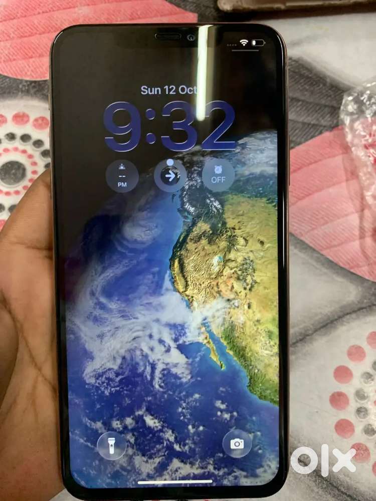 iPhone 11pro max 64gb