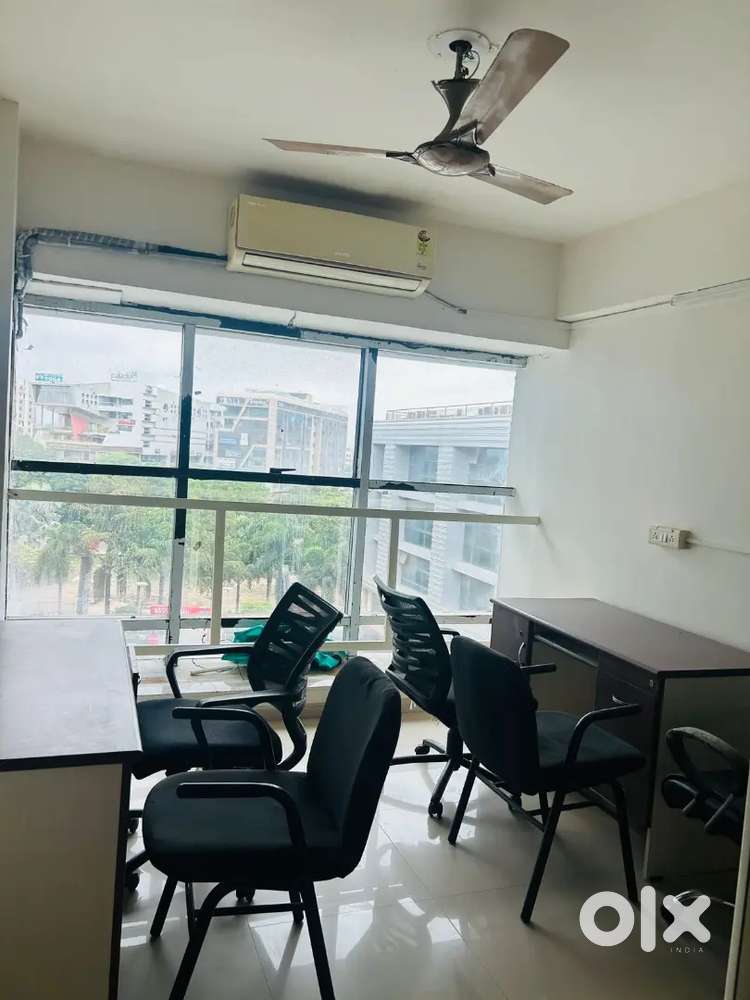 Furnished Office Space for Rent in 4D Square Mall, Motera Ahmedabad