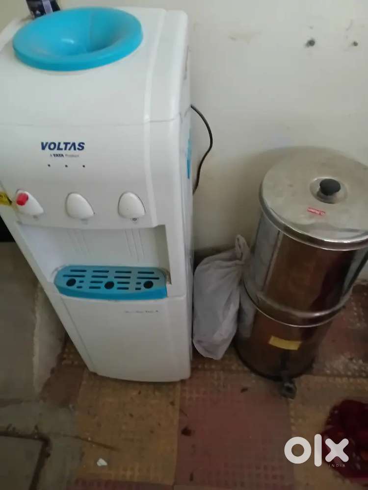 Water dispenser and water filter