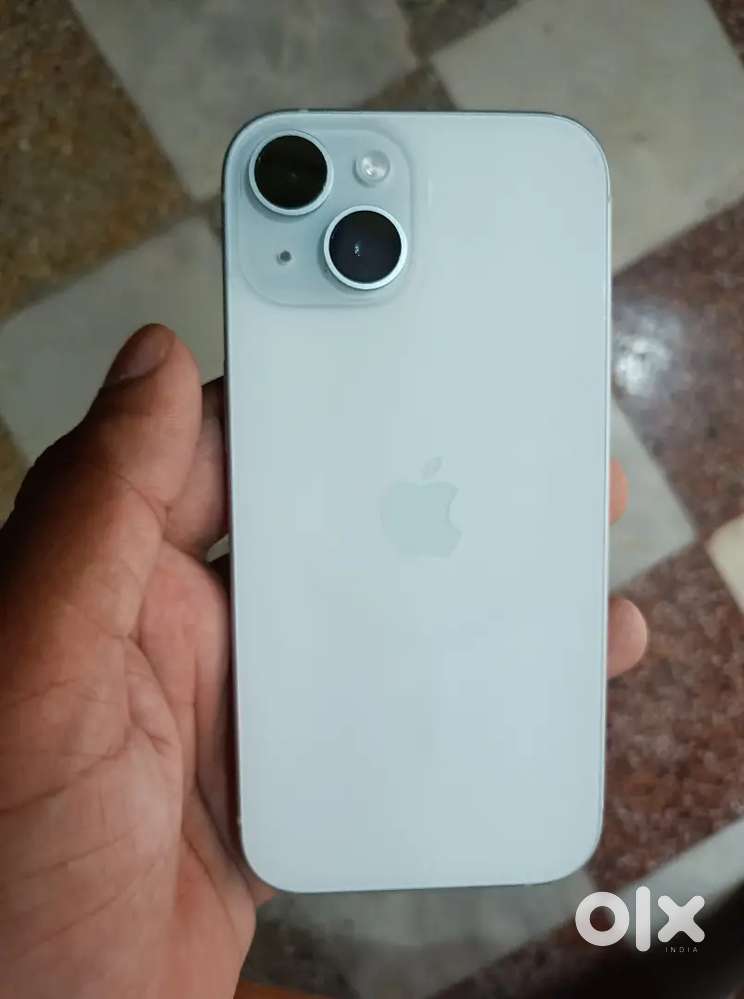Iphone 15 128 gb storage Box Available Charger Available 8 day old