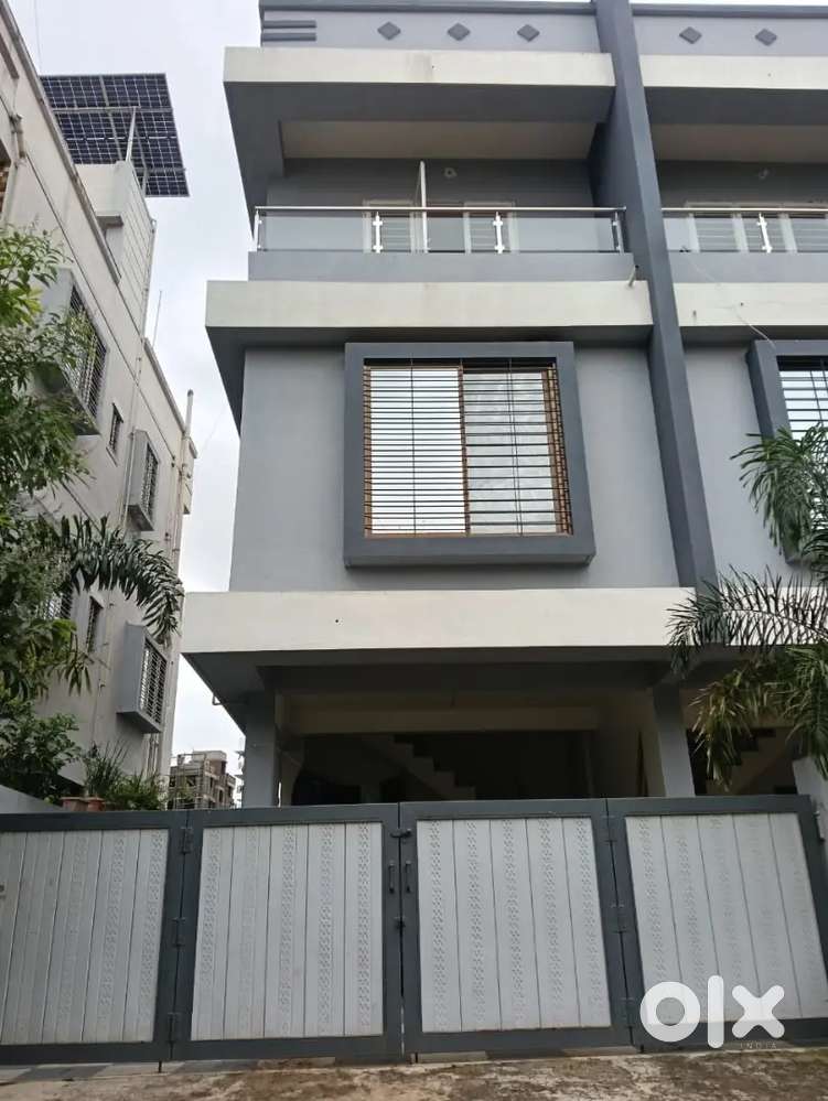 2000 room rent only for boys