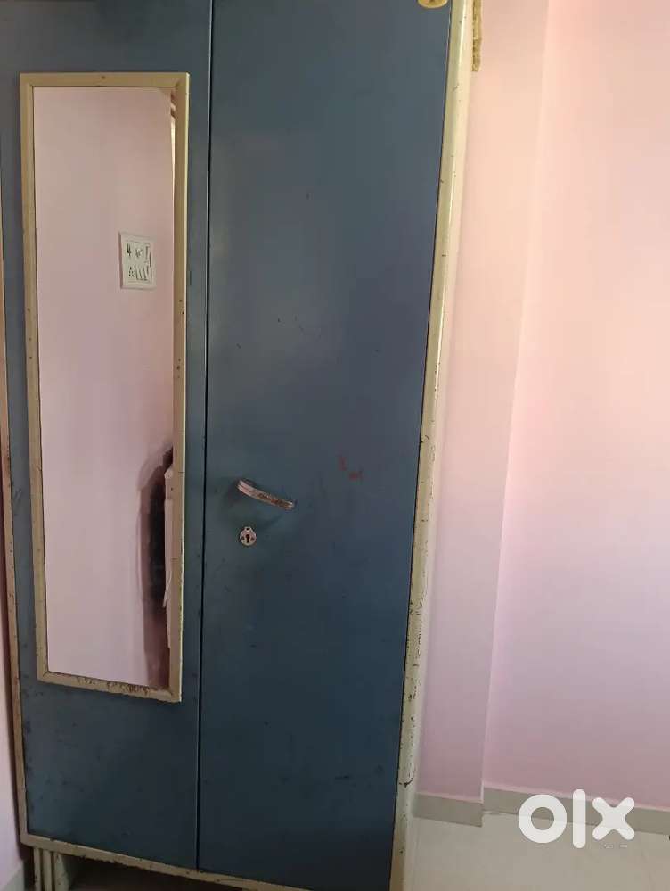 6 yrs old ironCupboard