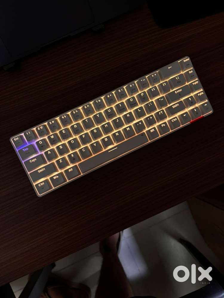 Mechanical Keyboard (Bluetooth 5.0 + 2.4 GHz)