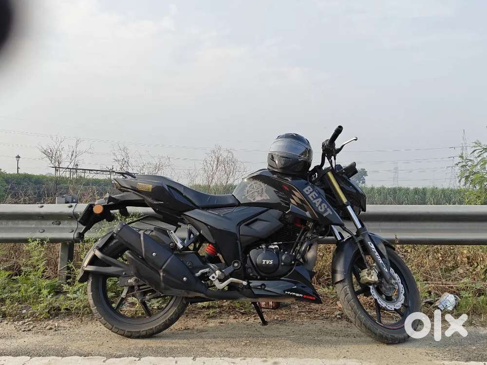 Selling my Apache 160 4v in Mint Condition, First Owner, 18500 driven