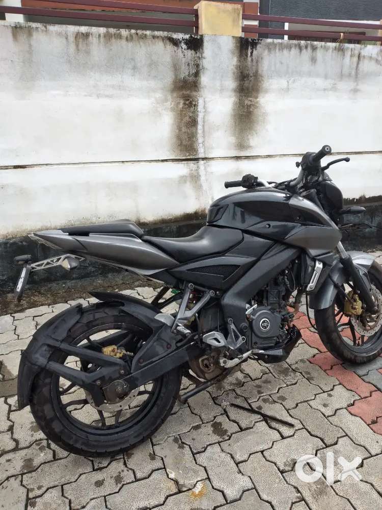 2017 bs4 ns200