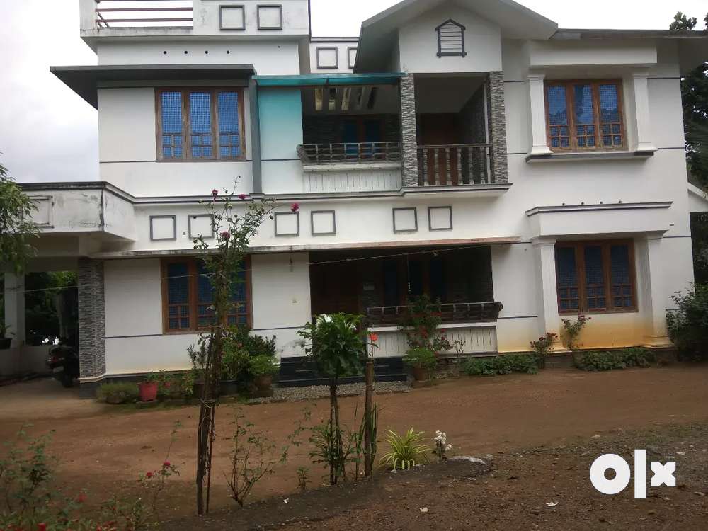 2400 sqft house and 9 cent plot for sale in pathanapuram
