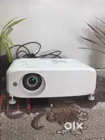 Panasonic projector vw530