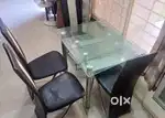 Modern 4 Seater Extensible Glass Dining Table