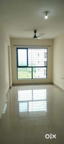 1 BHK flat available in heavy deposit for crown project lodha palava