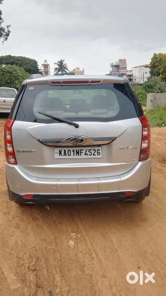 Xuv500 w10
