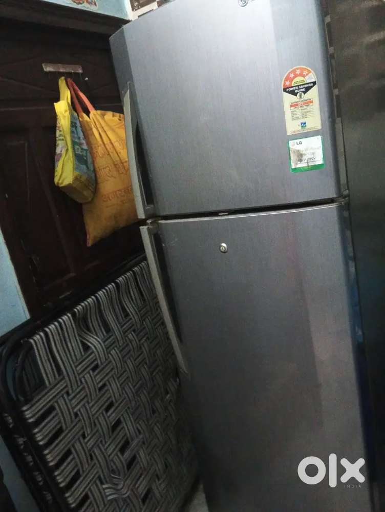 Double door fridge  Lg brand good quality chek kre phle