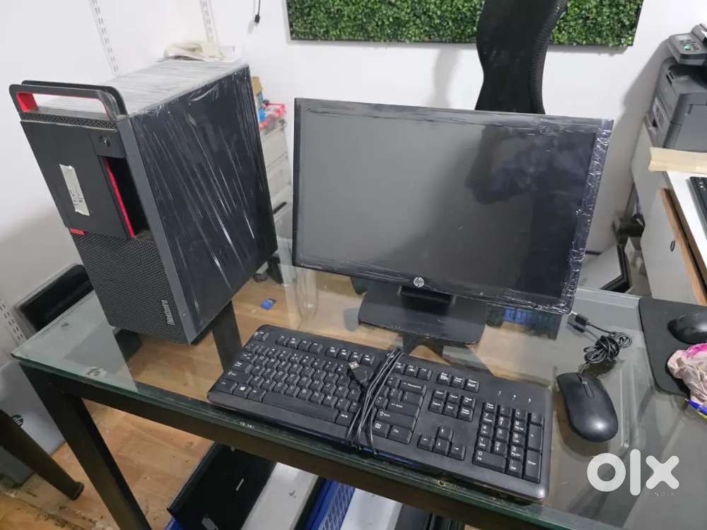 Pc computer. Dell hp Lenovo apple