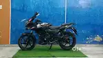 BAJAJ PULSAR 220 FI
