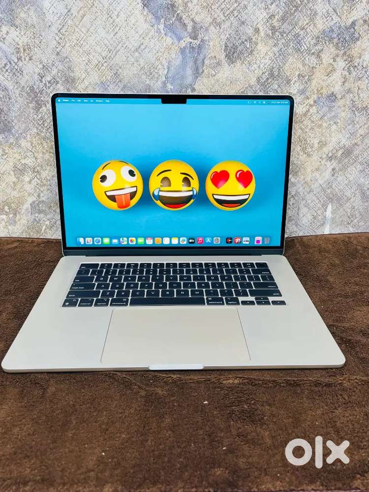 15inch M3 Chip 16Gb Ram warranty 2026 New condition