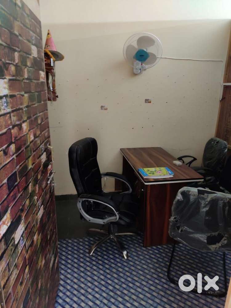 Fully furnished office space for  rent