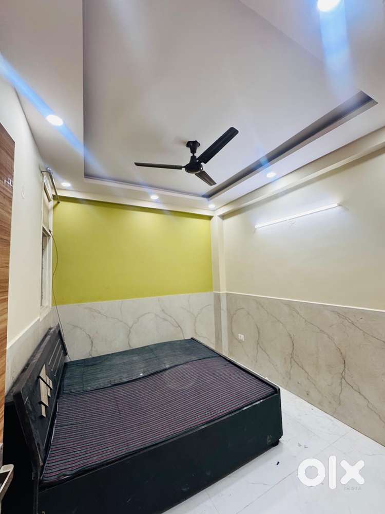 1rk flat for rent