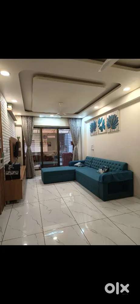 Semi furnisehd flat in ankleshwar gidc,100% good condition ,security,