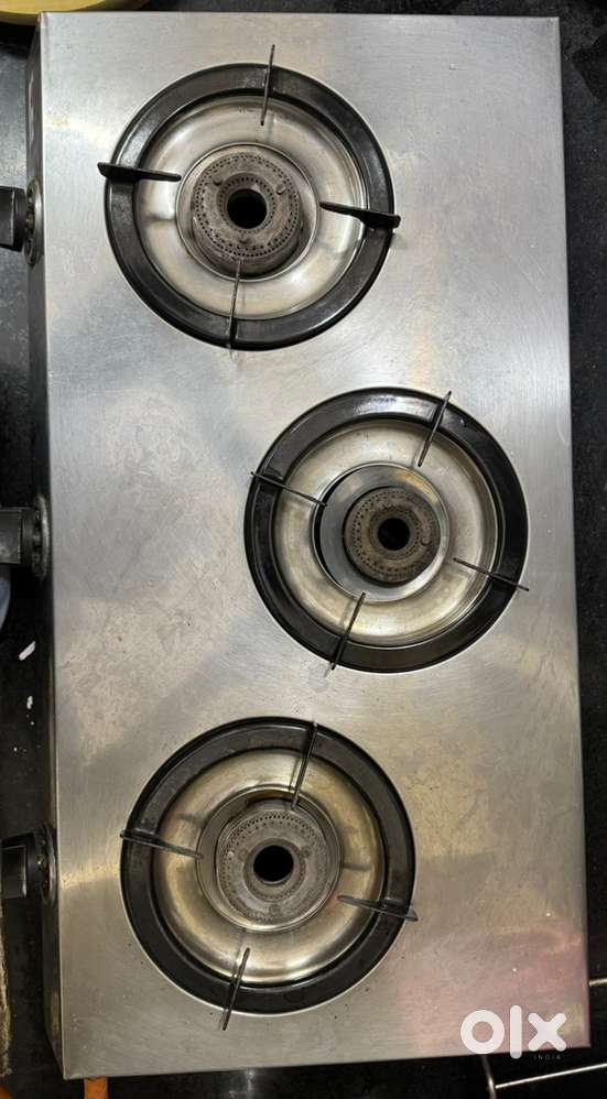 Pigeon 3 burner Gas Stove