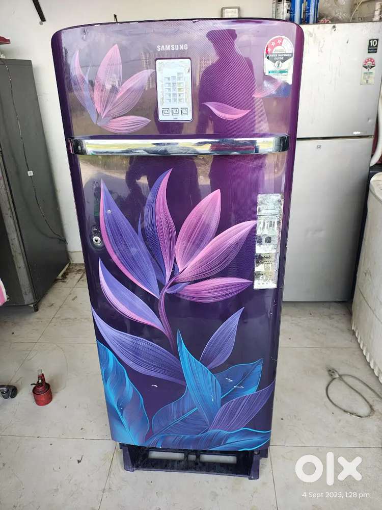 Old AC and fridge sale and service all type repairing