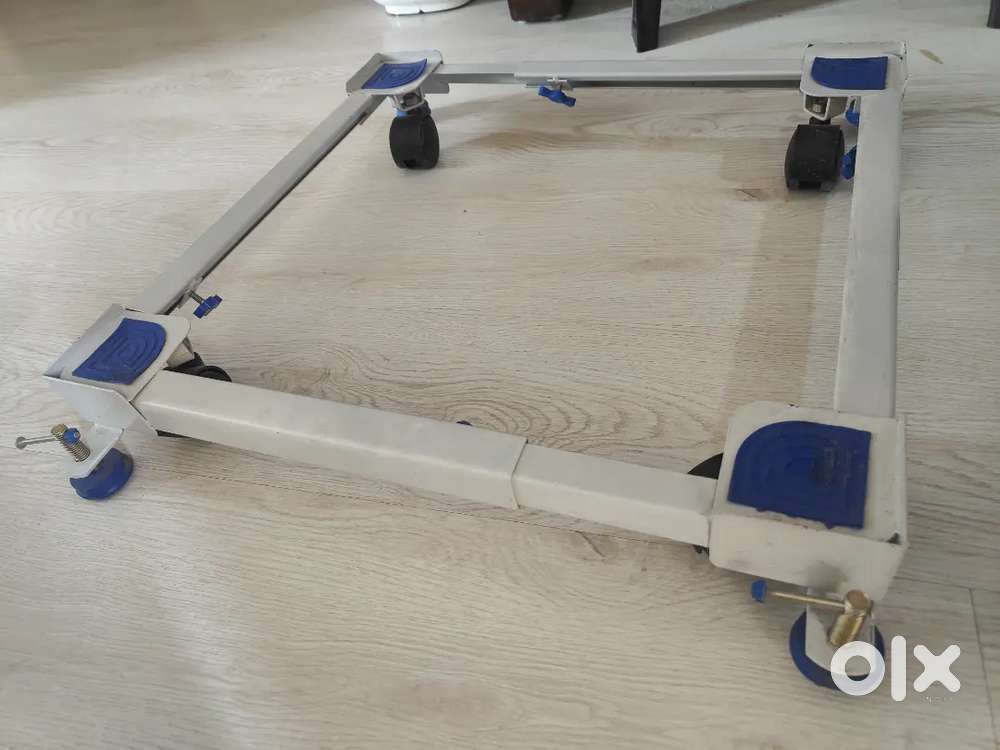 Fridge/washing machine  LG heavy duty stand