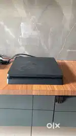 Ps4 slim 500gb like brand new