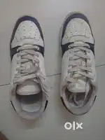 Benetton white and black combination shoes