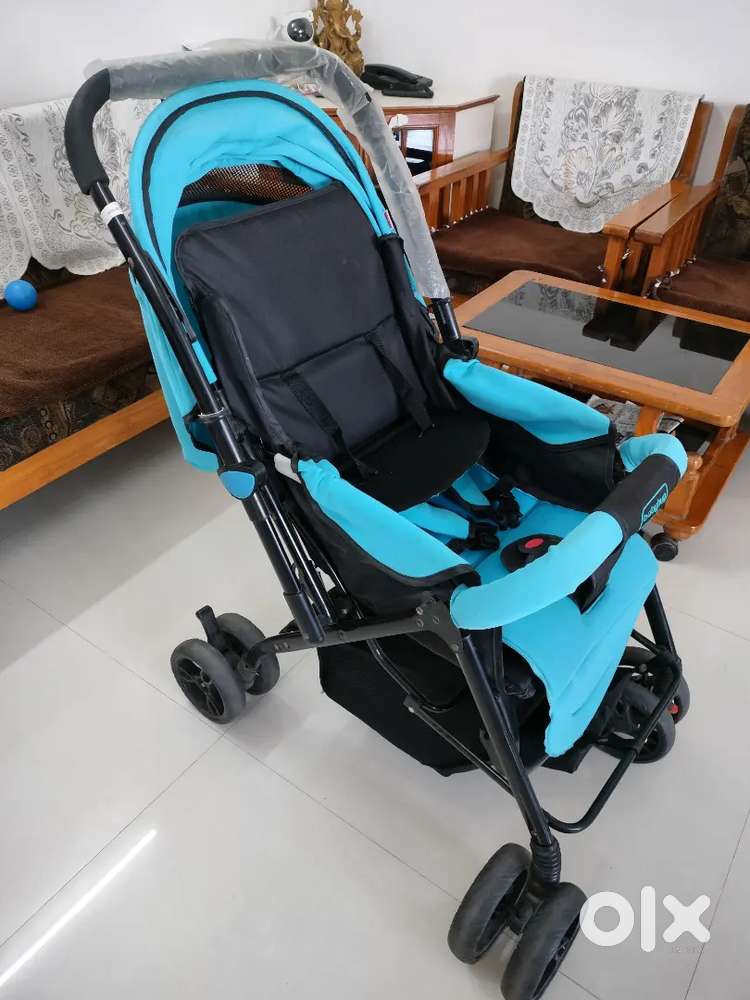 Babyhug kids stroller - V Good Condition