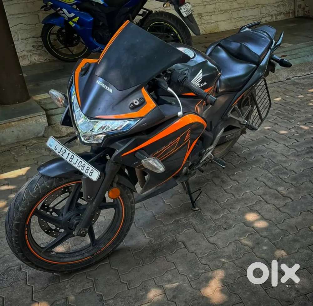 CBR 250 R Honda 2018 model 1st own