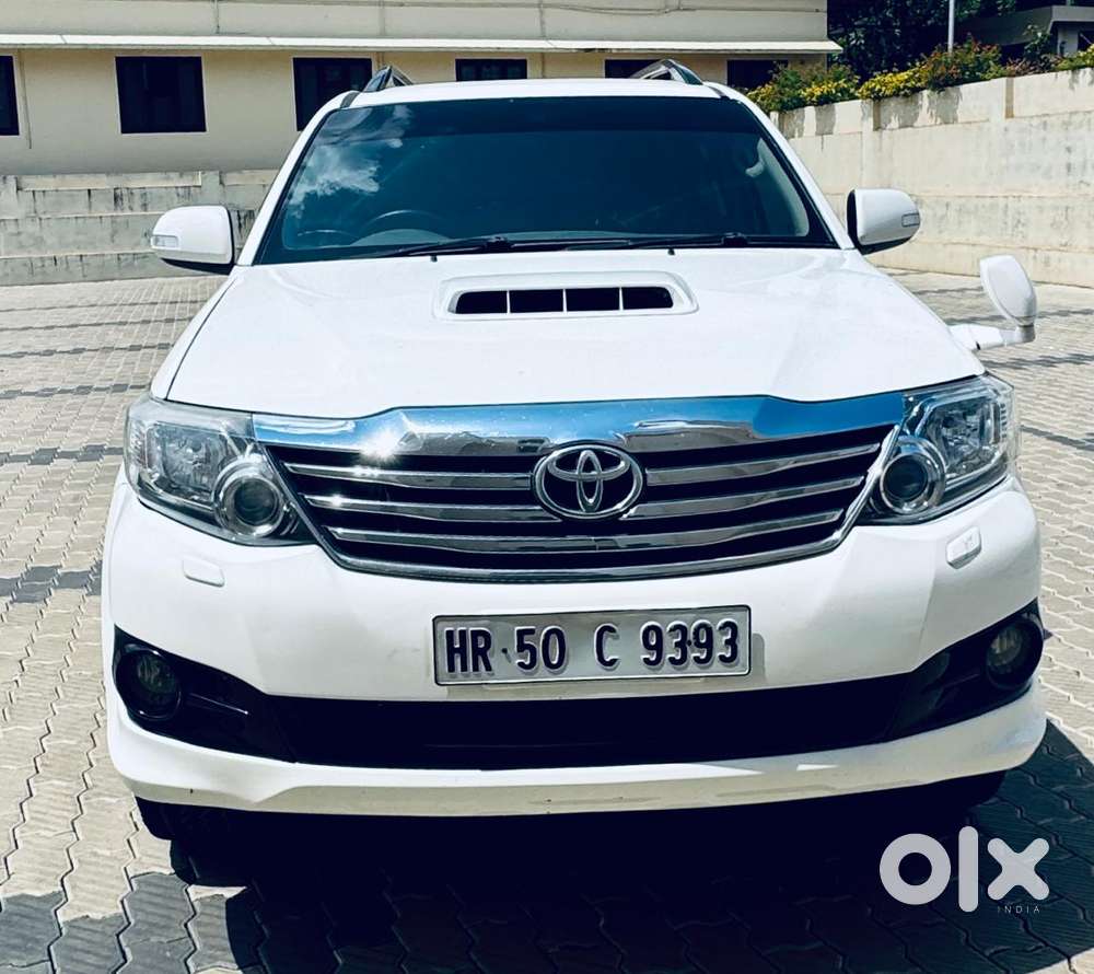 Toyota Fortuner 4X2 AT 2.8 Diesel, 2013, Diesel