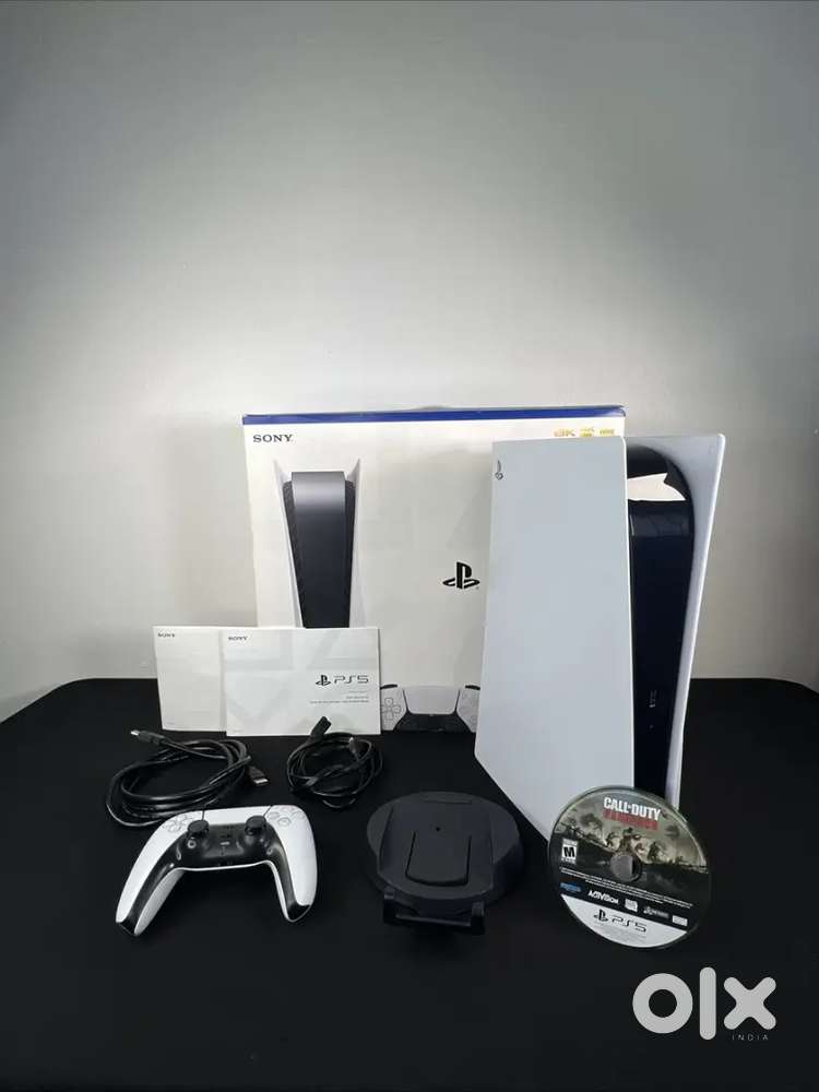 Sony PlayStation 5 Disc Edition 825 GB White w1Controller Original Box