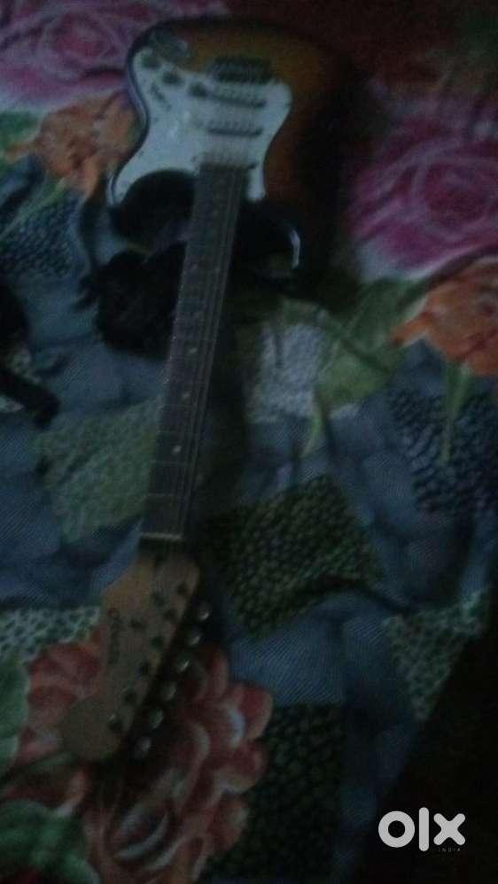 Electric lead guitar Heartz