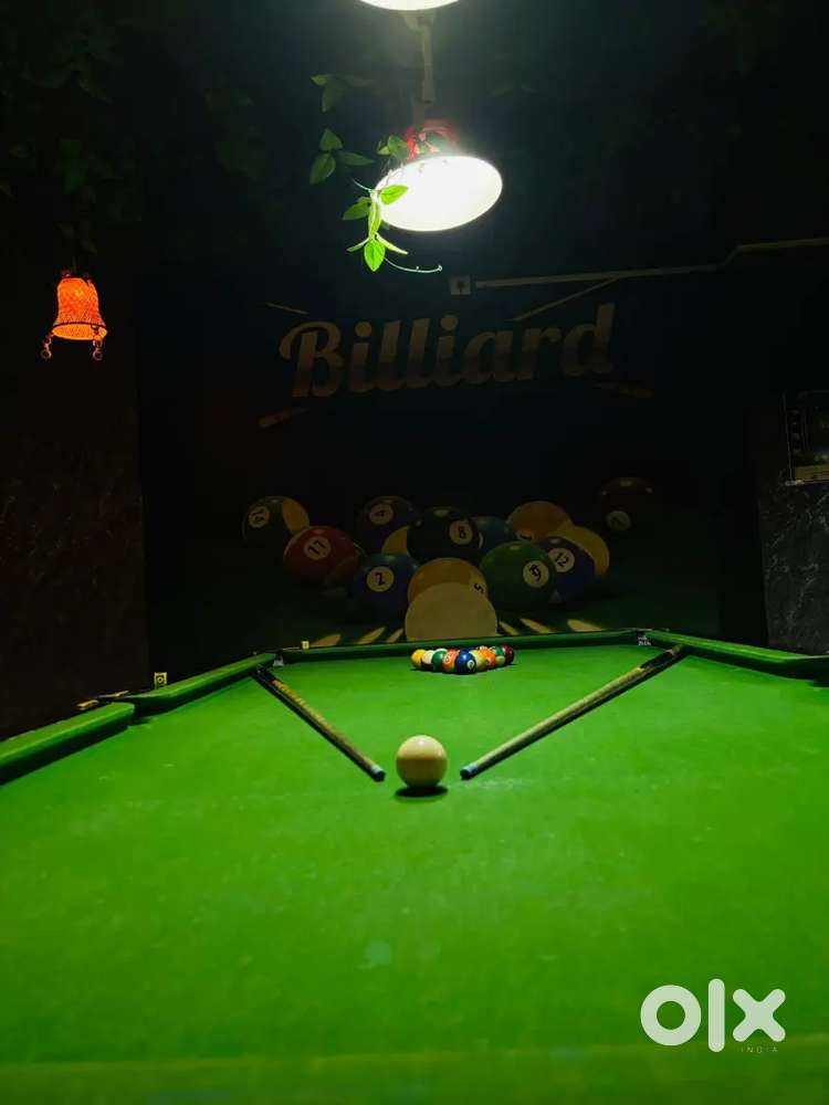 Pool table