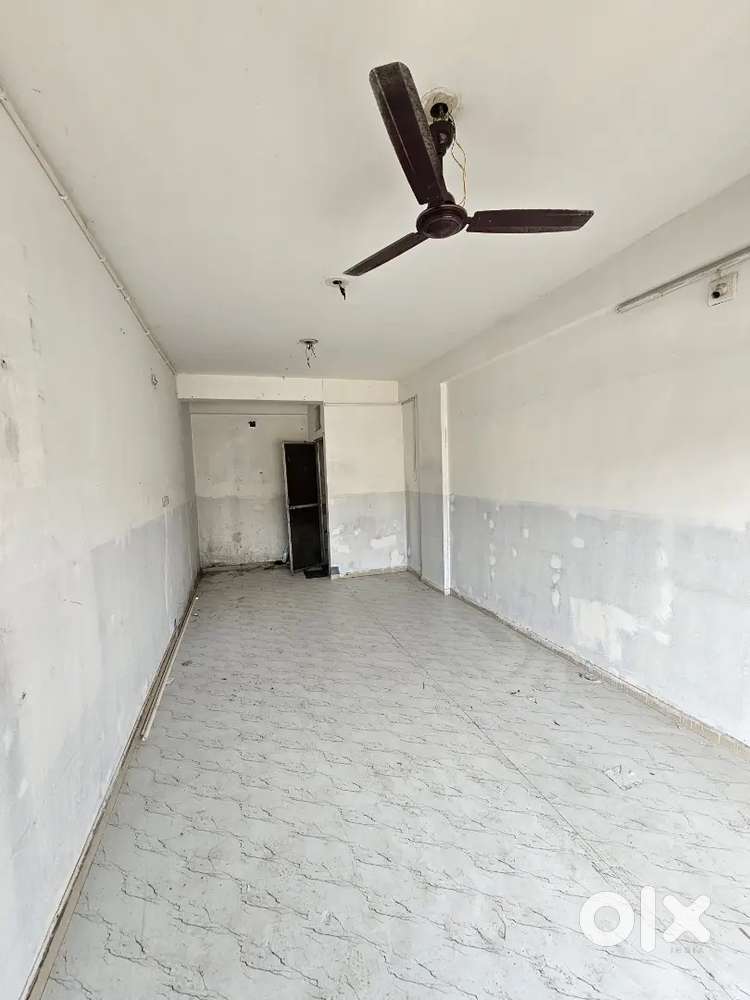 Prime Location Road Touch Shop For Sell In Waghodiya Kapurai Chokdi