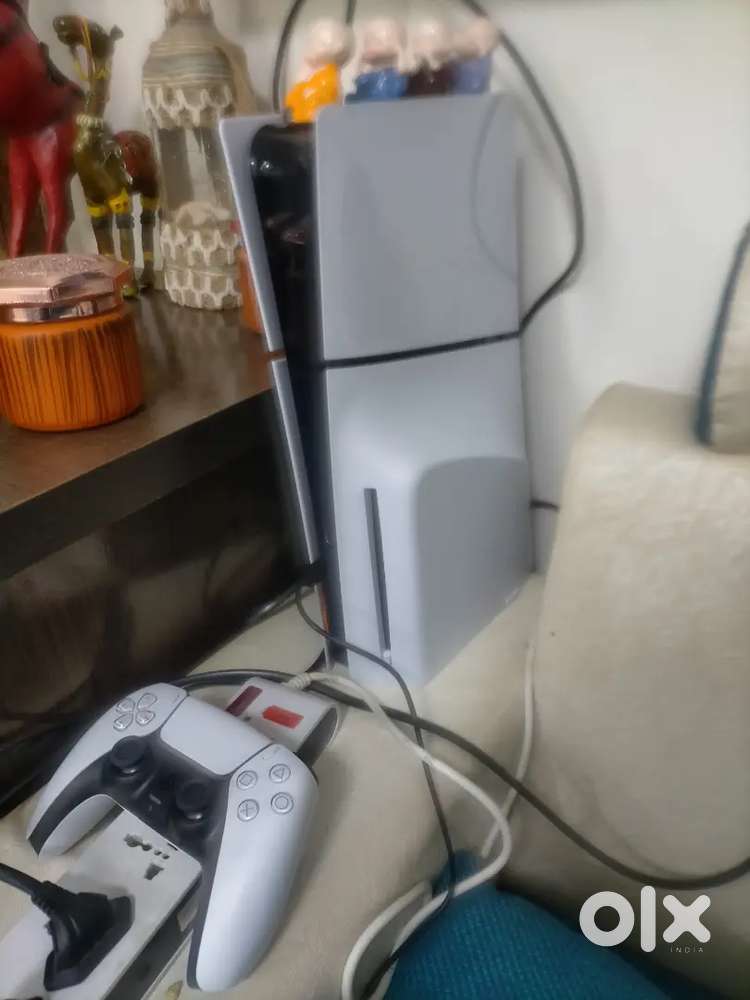 Want to sell my ps5( purchased on 2nd nov 2025)
