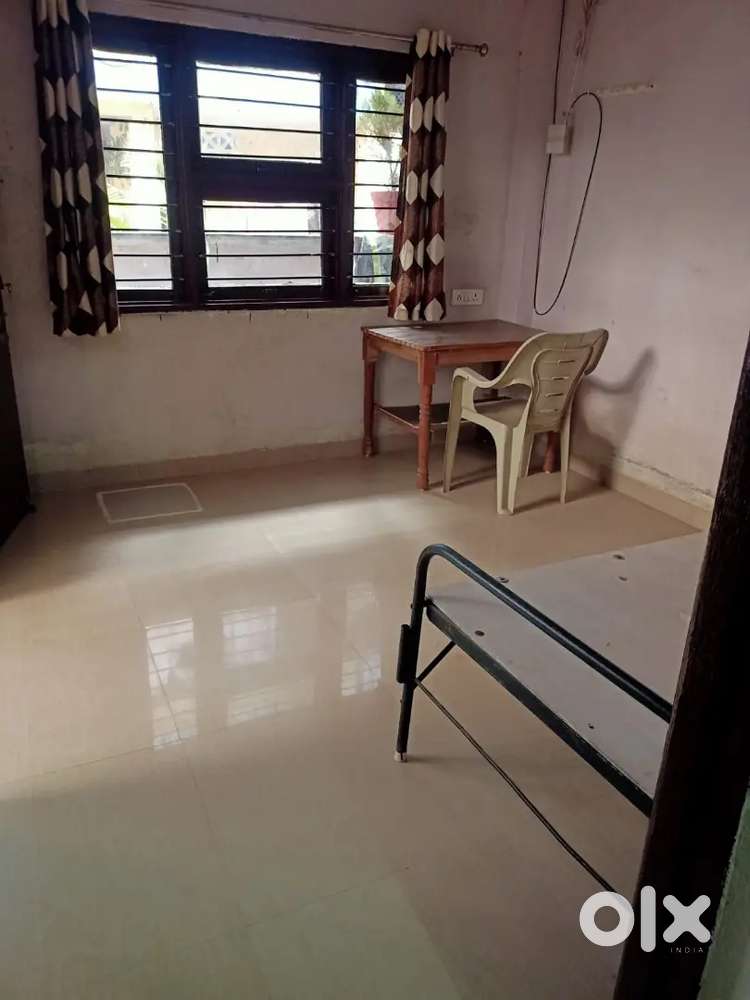 1 Bhk room available nearby Vijay nagar indore