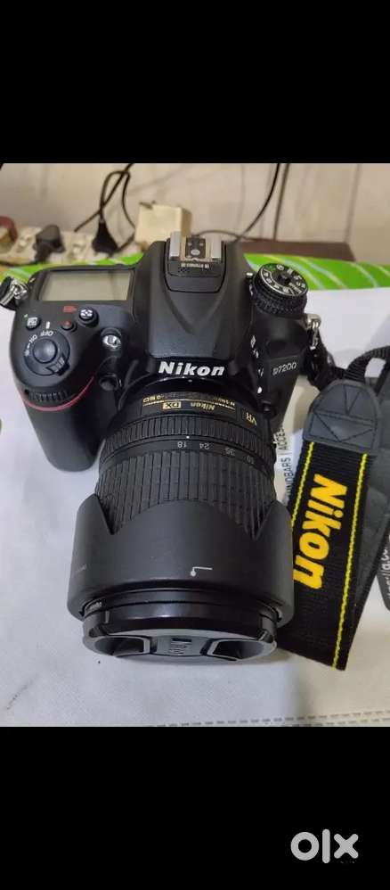 Nikon 7200