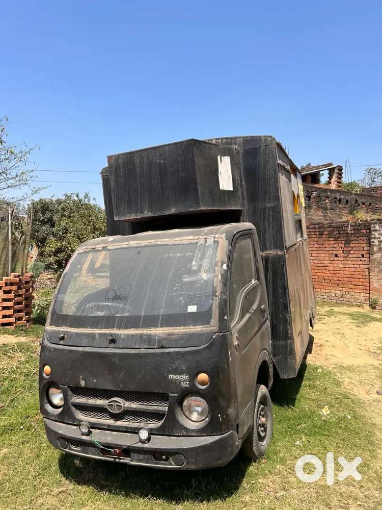 Tata magic food van