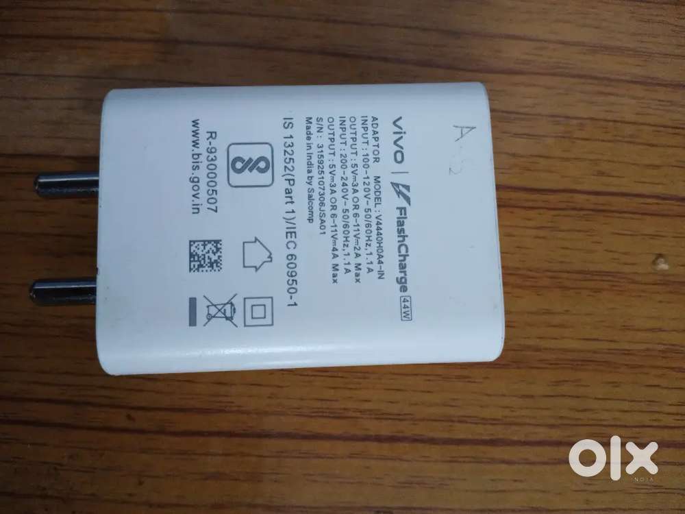 Charger for vivo 44w watt.  Vivo t4x