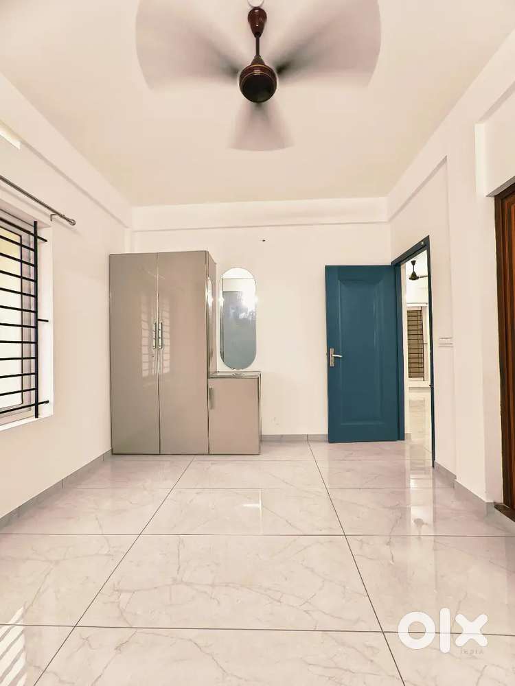 Family only :2Bhk New Apartment For Rent At Kakkanad Bmc college