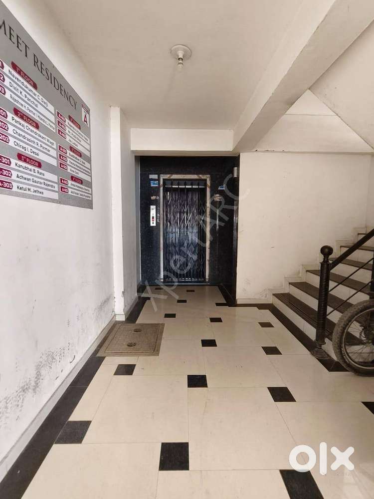 2 BHK Apartment in Waghodia Road